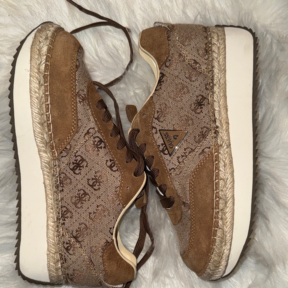 GUESS womens Stefan platform espadrille sneaker
